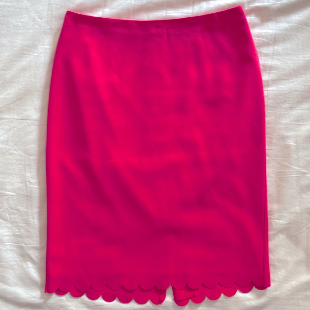 BR Pink Scallop Pencil Skirt size 0